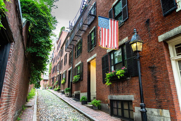Historic Acorn Street in Boston, Massachusetts, USA