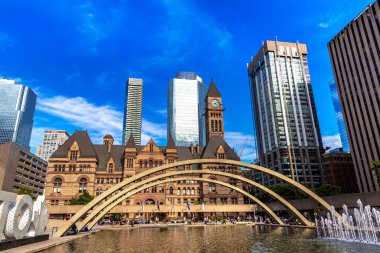 Toronto Eski Belediye Binası güneşli bir günde, Ontario, Kanada