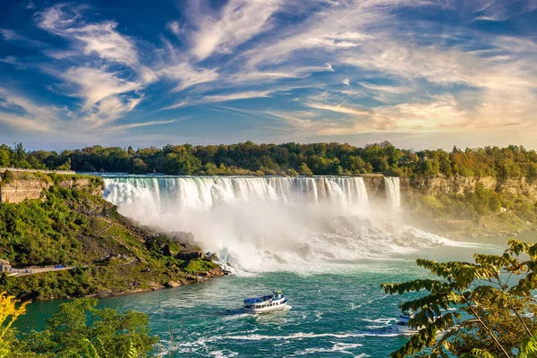 Kanadai Oldalnézet Niagara Vízesés American Falls Naplementekor Niagara Vízesés Ontario — Stock Fotó