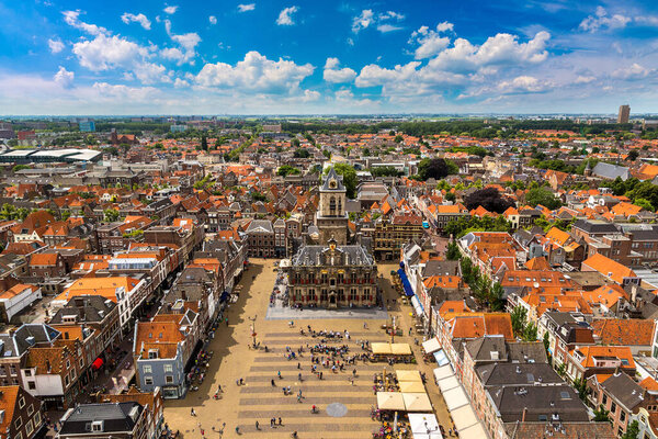 Воздушный вид Делфта в прекрасный летний день, Нидерланды
