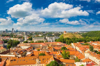 Vilnius cityscape bir güzel yaz günü, Litvanya