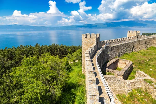 Antigua Fortaleza Ruinas Del Zar Samuel Ohrid Hermoso Día Verano —  Fotos de Stock