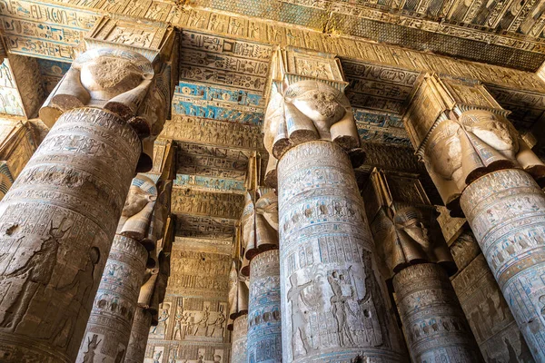 Interior Del Templo Dendera Día Soleado Luxor Egipto —  Fotos de Stock