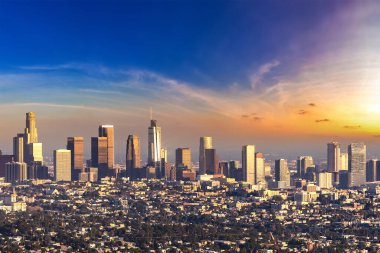 Günbatımında Los Angeles 'ın panoramik hava manzarası, Kaliforniya, ABD