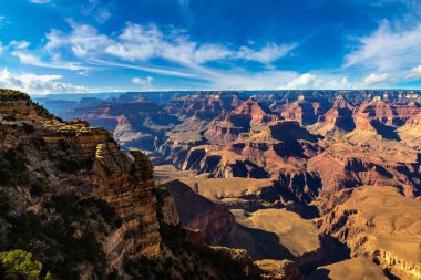 Güneşli bir günde Büyük Kanyon Ulusal Parkı, Arizona, ABD