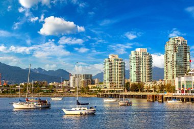 Vancouver, Kanada 'da güneşli bir günde sahte dere