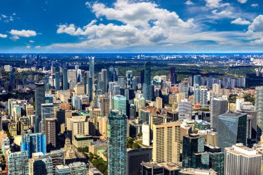 Güneşli bir günde Toronto 'nun panoramik hava manzarası, Ontario, Kanada