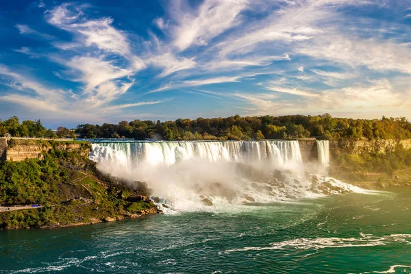 Vista Lateral Canadiense Niagara Falls American Falls Atardecer Niagara Falls —  Fotos de Stock