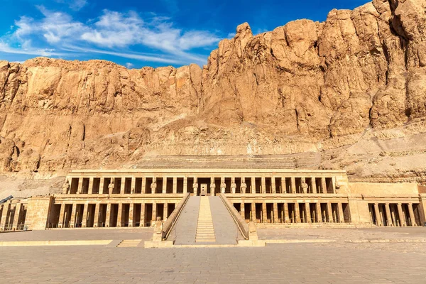 Świątynia Królowej Hatszepsut Dolina Królów Egipt — Zdjęcie stockowe