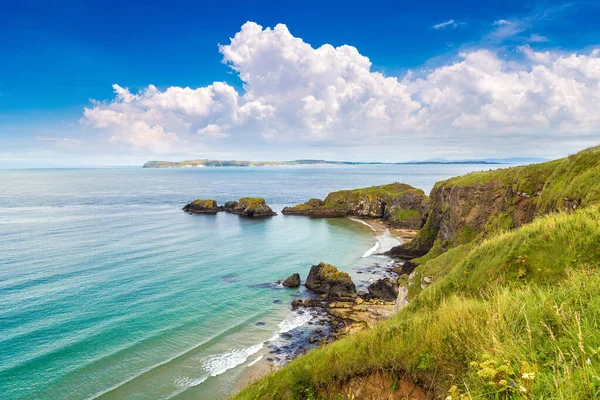 Carrick Rede Causeway Parti Útvonal Egy Szép Nyári Nap Észak — Stock Fotó