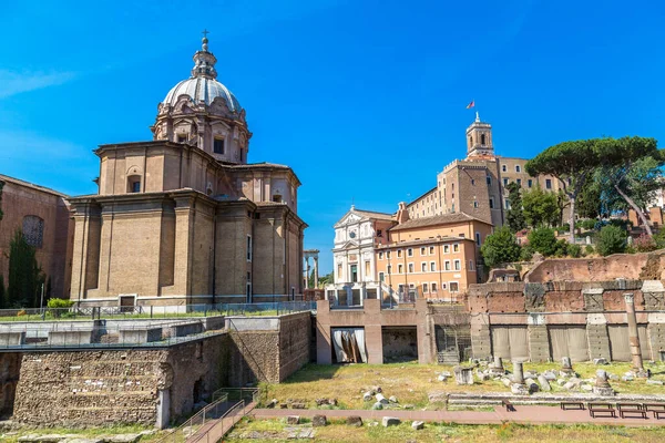 Oude Ruïnes Van Forum Een Zomerse Dag Rome Italië — Stockfoto