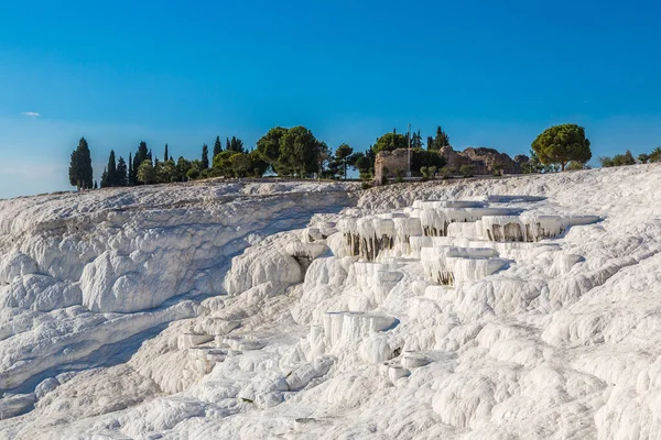 Traverten Havuzları Teraslar Pamukkale Türkiye Bir Güzel Yaz Günü — Stok fotoğraf