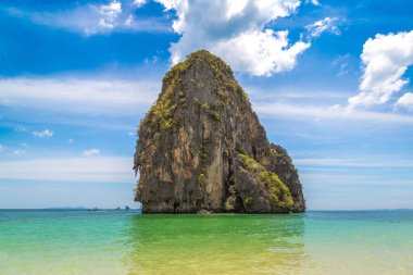 Krabi 'deki tropik Phra Nang Sahili, Ao Nang, Tayland