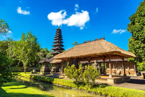 Templo Taman Ayun Bali Indonesia Día Soleado — Foto de Stock