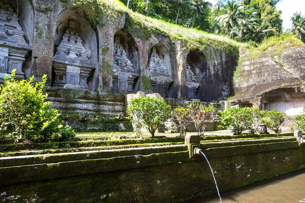 Pura Gunung Kawi Templo Bali Indonésia Dia Ensolarado — Fotografia de Stock