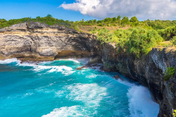 Île Nusa Penida Par Une Journée Ensoleillée Bali Indonésie — Photo