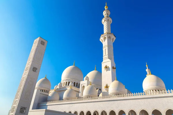 Xeque Zayed Grande Mesquita Abu Dhabi Dia Verão Emirados Árabes — Fotografia de Stock