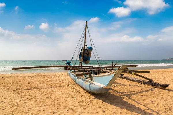 Łódź Rybacka Plaży Sri Lance — Zdjęcie stockowe