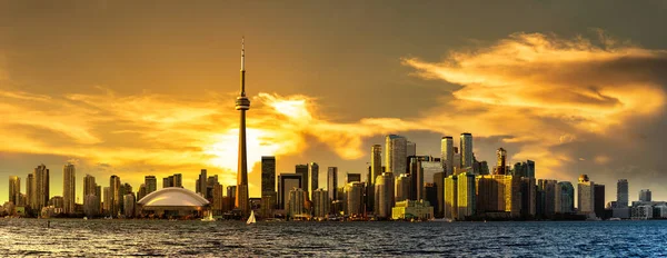 Panorama Toronto Skyline Atardecer Ontario Canadá —  Fotos de Stock
