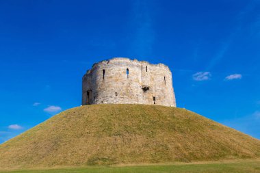 Cliffords York Kuzey Yorkshire güzel bir yaz günü, İngiltere, Birleşik Krallık kule
