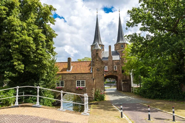 Östra Porten Delft Vacker Sommardag Nederländerna — Stockfoto