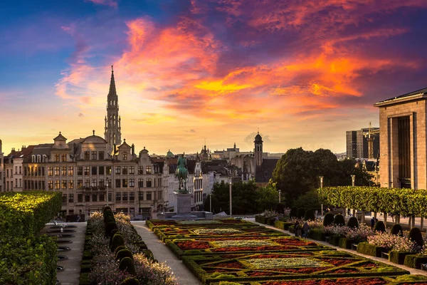 Brüksel Şehri Güzel Bir Yaz Gecesinde Belçika — Stok fotoğraf