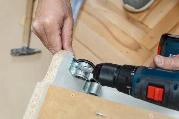 Woodwork Repairman Assembling Furniture Using Drill Furniture Making Woodworking Concept — Fotografia de Stock