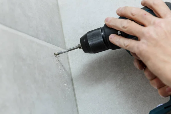 Rapairman Drilling Ceramic Tile Wall House Rapair Concept — Photo