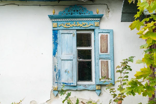 Geschnitzte Holzfenster Alten Holzhäusern Dorf Oleshnia Gebiet Tschernihiw Ukraine Ukrainisches — Stockfoto