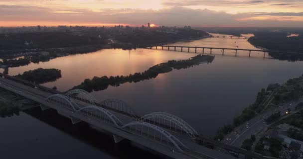 Coucher Soleil Vue Aérienne Sur Pont Darnitsky Grand Véhicule Voie — Video