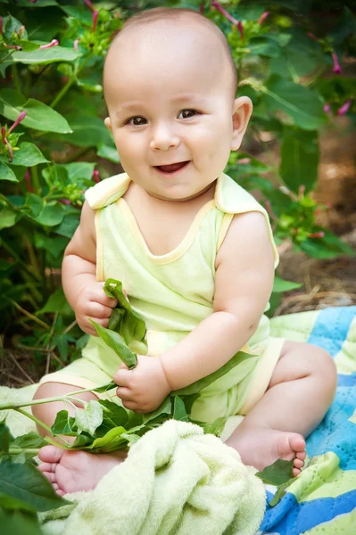 Pequeño bebé — Foto de Stock