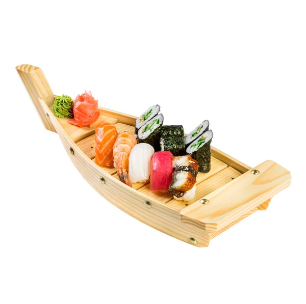 Sushi Rolar sobre um fundo branco — Fotografia de Stock