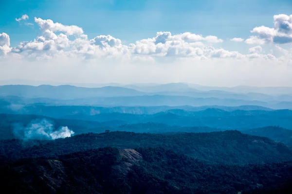 Paesaggio montano — Foto Stock