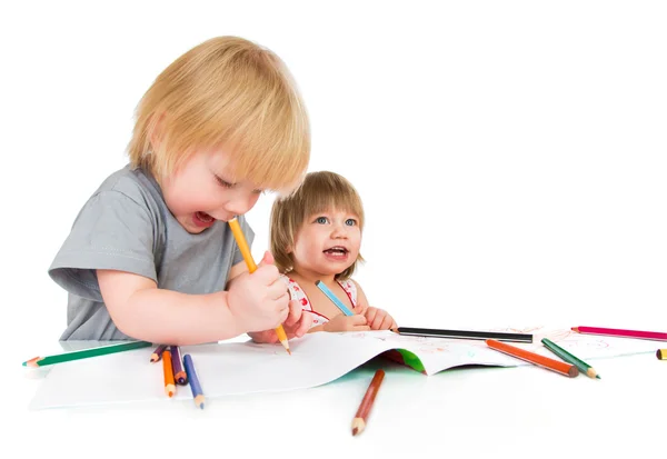 Les enfants dessinent un crayon — Photo