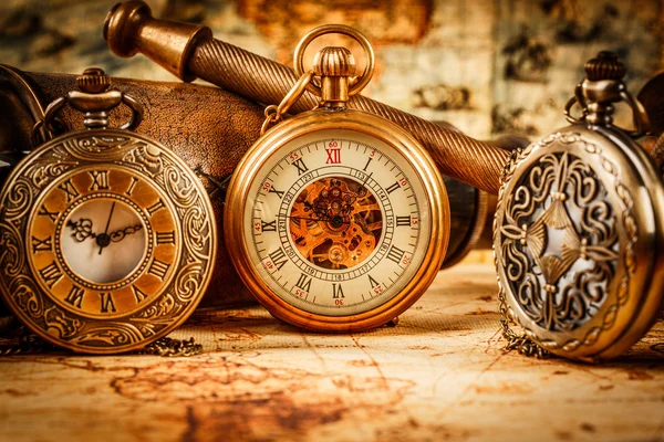 Vintage pocket watch — Stockfoto