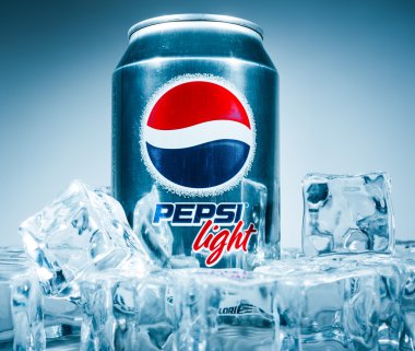 pepsi cola lignt can.