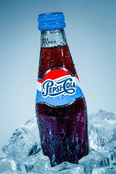 Flaska pepsi cola. — Stockfoto