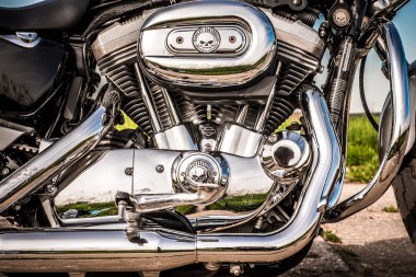 Harley Davidson - Sportster 883