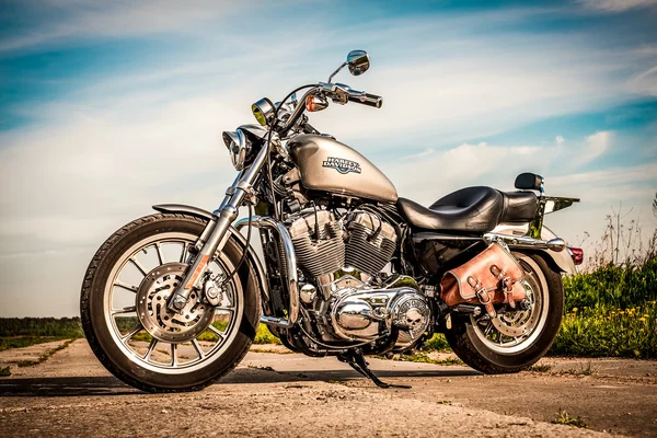 Harley-davidson - sportster 883 låg — Stockfoto