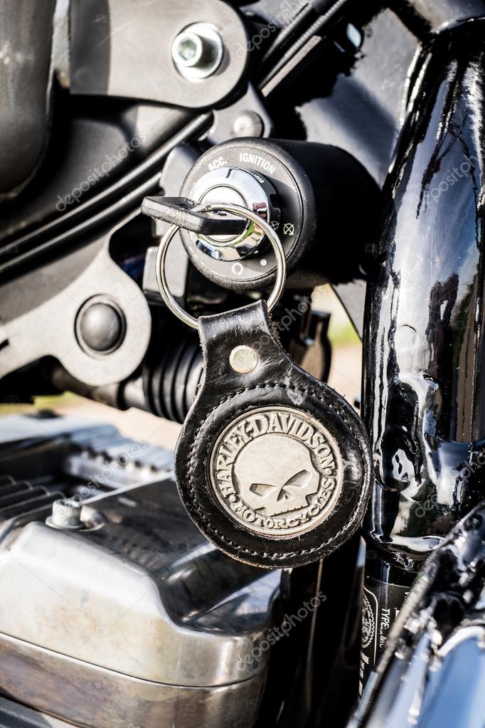 Harley-Davidson Zündung Schlüssel Schädel — Redaktionelles ...