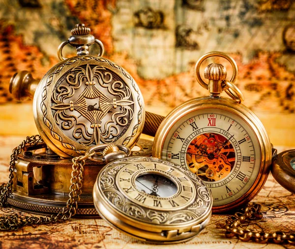 Vintage pocket watch — Stockfoto