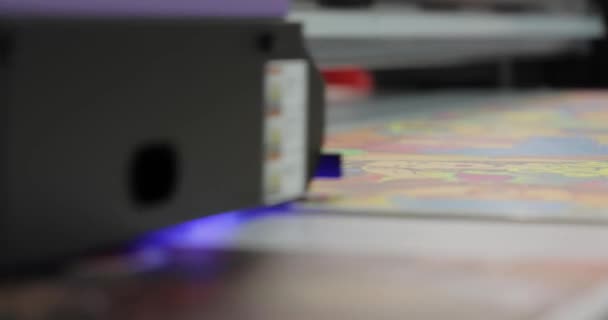 Modern Digitaal Groot Formaat Printer Druktechnieken Pinning Het Proces Van — Stockvideo