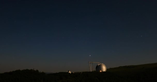 Time Lapse Tracking Shot Special Scientific Astrophysical Observatory Inglés Centro — Vídeo de stock