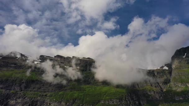 Montaña Nube Vista Superior Paisaje Hermosa Naturaleza Noruega Paisaje Natural — Vídeo de stock