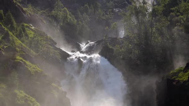 Latefossen Wasserfall Odda Norwegen Latefoss Ist Ein Mächtiger Doppelter Wasserfall — Stockvideo