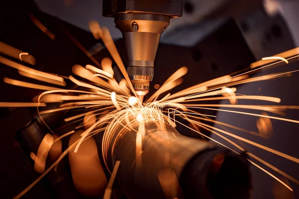 Cnc Laserskjæring Metall Moderne Industriteknologi Lage Industridetaljer Laseroptikken Cnc Numerisk – stockfoto