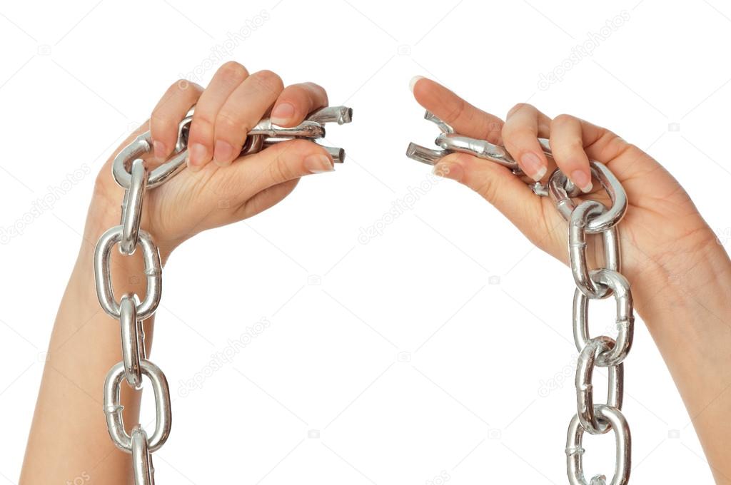 Tearing a heavy chain