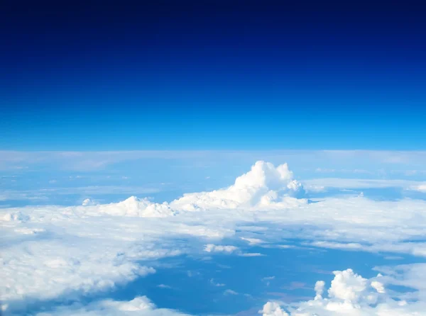 Vista sul paesaggio nuvoloso — Foto Stock