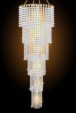 Siyah üzerinde kristal kolyeler olan bir avize tasviri