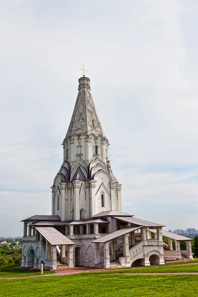 Himmelfahrtskirche im Frühjahr, Kolomenskoje. Moskau Stockbild